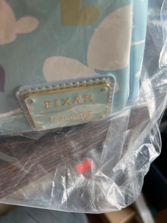 Up loungefly backpack - Picture 2 of 5